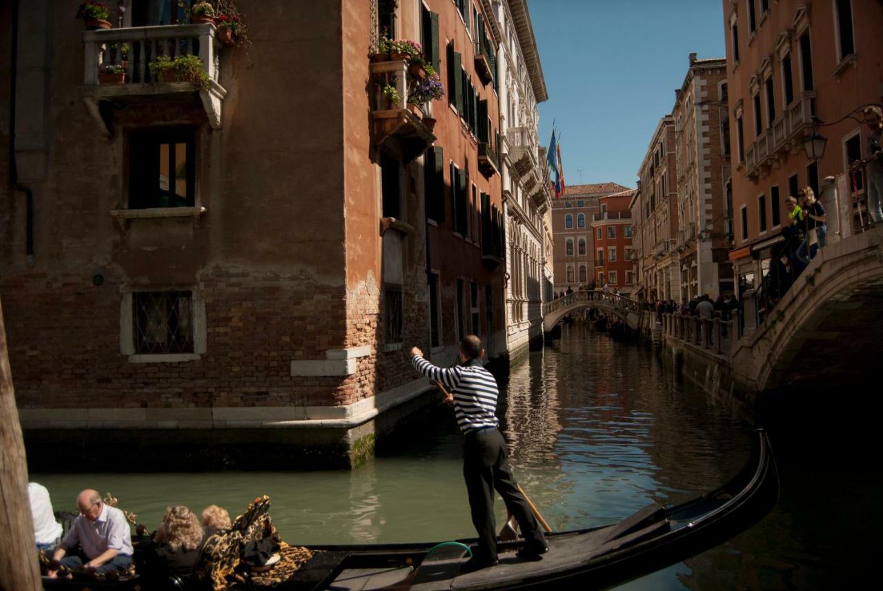 Palazzo Orseolo- Gondola View Hotel Venice Ngoại thất bức ảnh