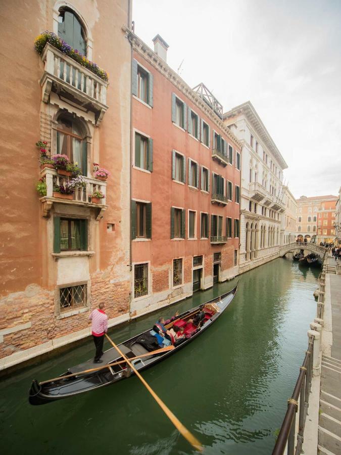 Palazzo Orseolo- Gondola View Hotel Venice Ngoại thất bức ảnh